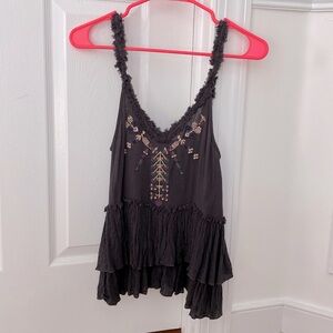 Free people x-small frilly top